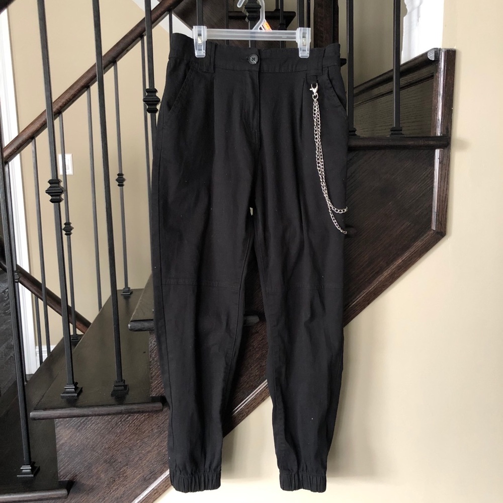 Cargo Pants With Chain